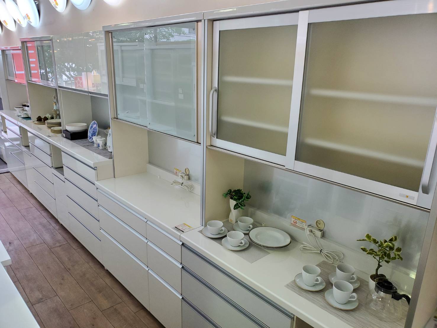 食器棚 の買取・販売| 買取・販売品目 | 愛知と岐阜のリサイクル  