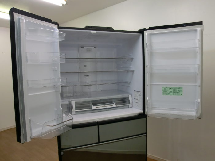 HITACHI(日立) 730L 冷凍冷蔵庫(R-X7300F) “真空チルド” 買取しました 