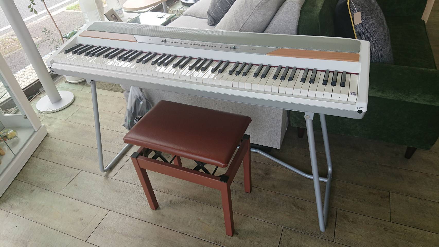 ☆KORG コルグ 電子ピアノ 2010年製 ダンパー 椅子 付き SP-250 買取 