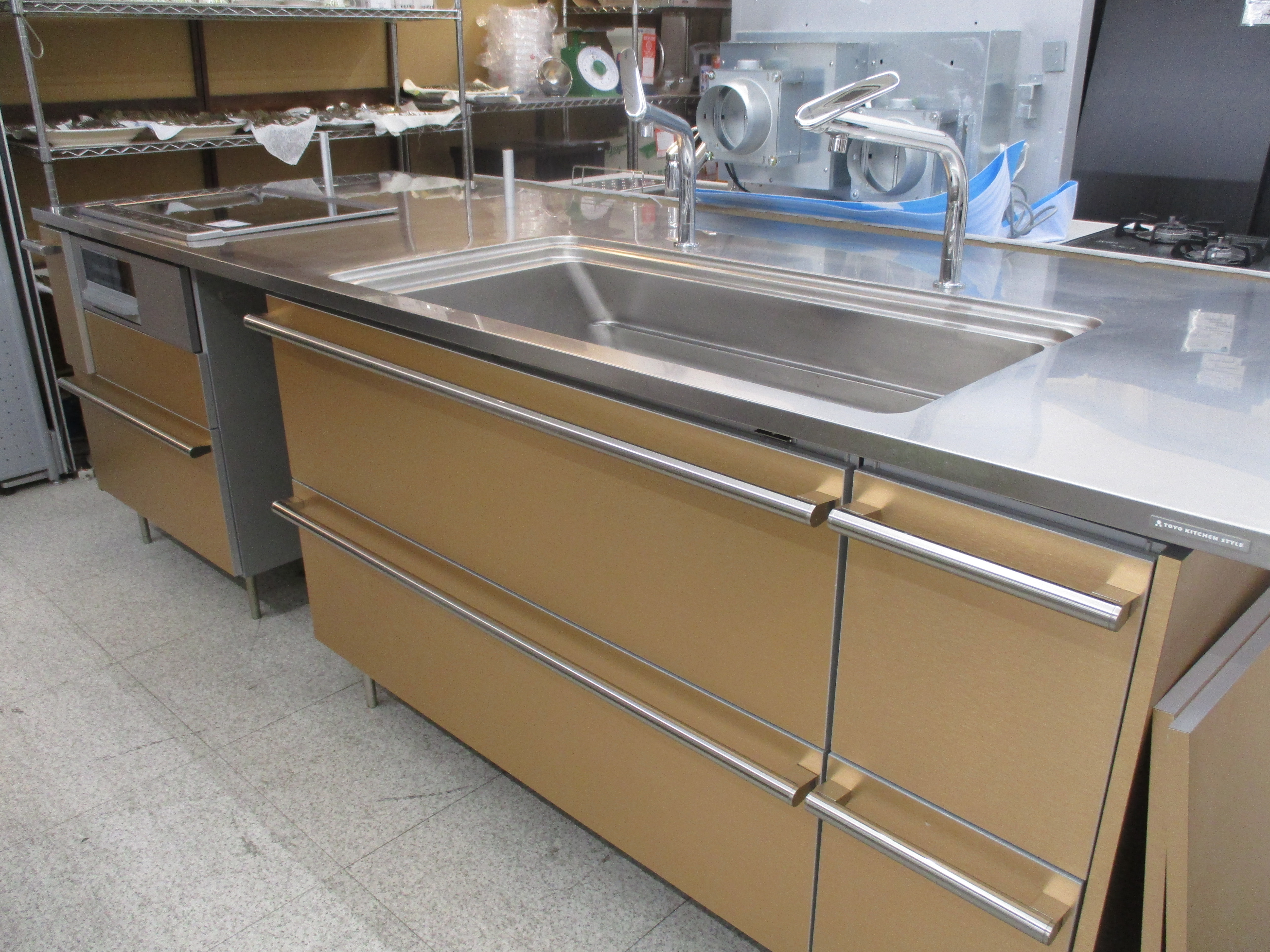 Toyo Kitchen システムキッチン 買取しました 愛知と岐阜のリサイクルショップ 再良市場