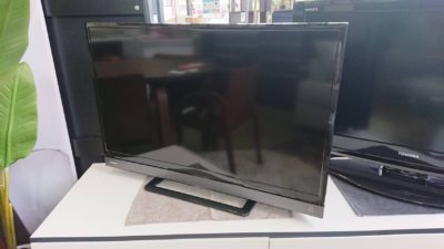 TOSHIBA　東芝　32型　液晶テレビ　TV　2019年製