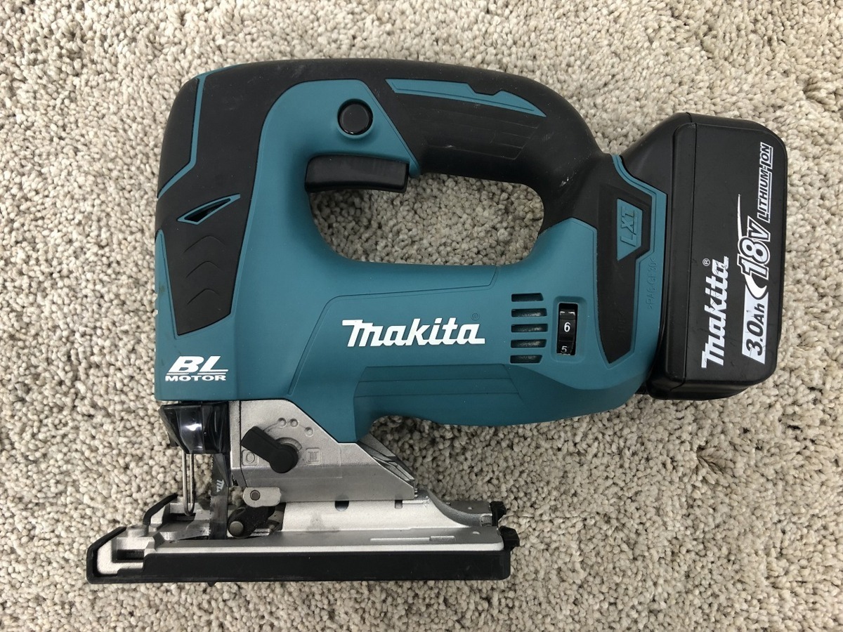 Makita - 【中古品】makita マキタ 充電式ジグソー 10.8V JV100DW の