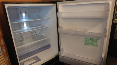 ミツビシ　冷凍冷蔵庫　高年式　グロッシーブラウン