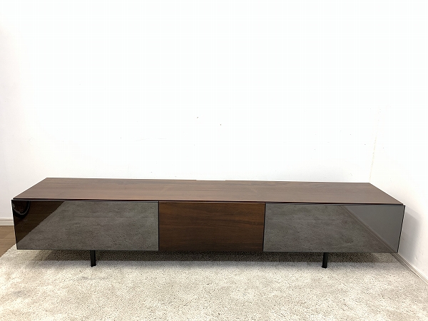 Cassina ixc. ブレスシアターボード　テレビボード　展示品