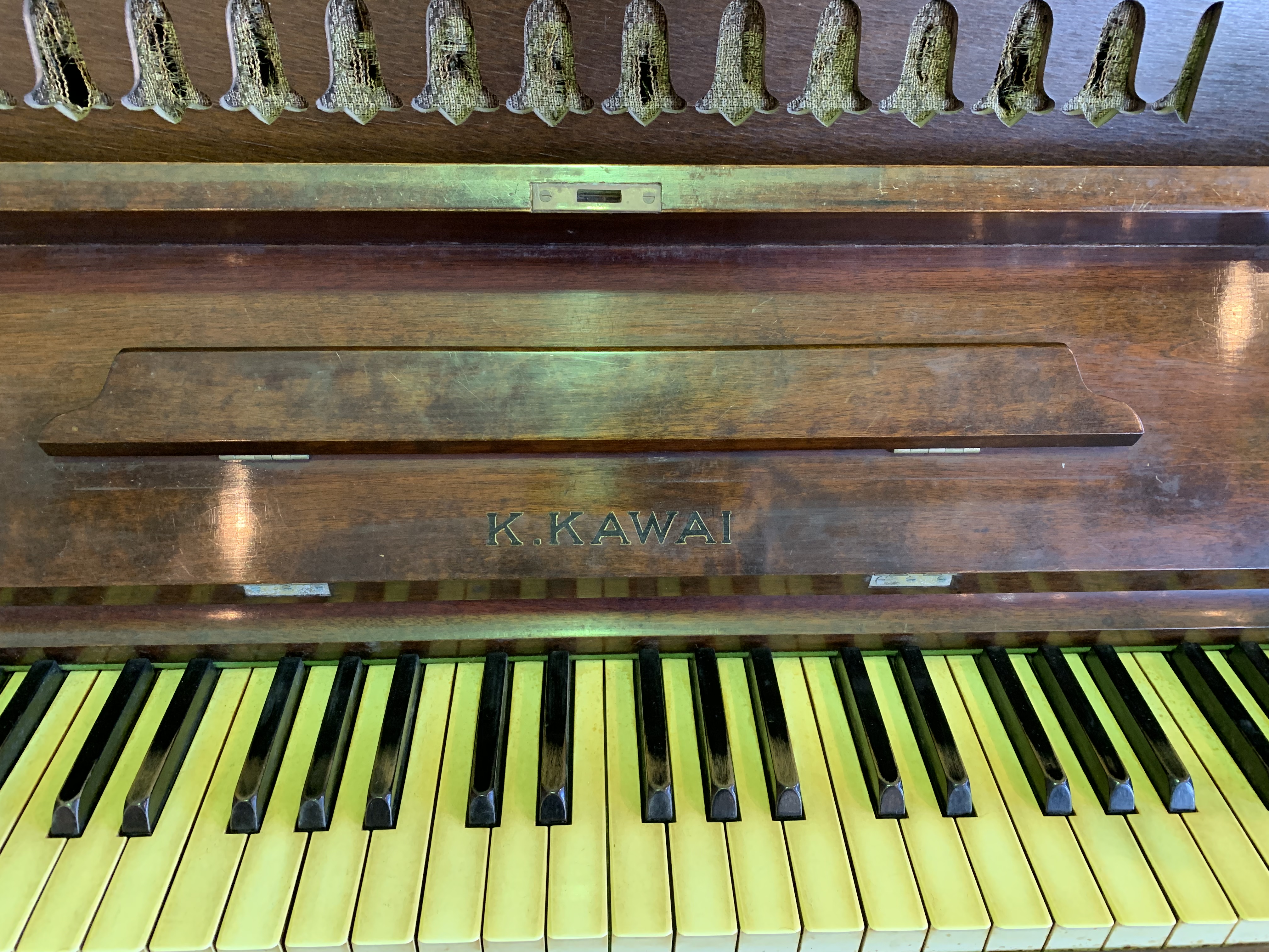 K.KAWAI カワイ アンティークアップライトピアノ 買取しました 