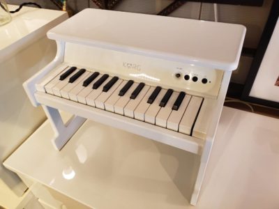 KORG　コルグ　tinyPIANO　タイニーピアノ　デジタルトイピアノ