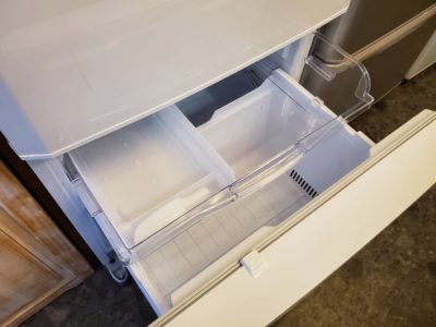 ミツビシ　三菱　高年式　冷蔵庫　冷凍庫　単身用　白色　白　キレイ　美品