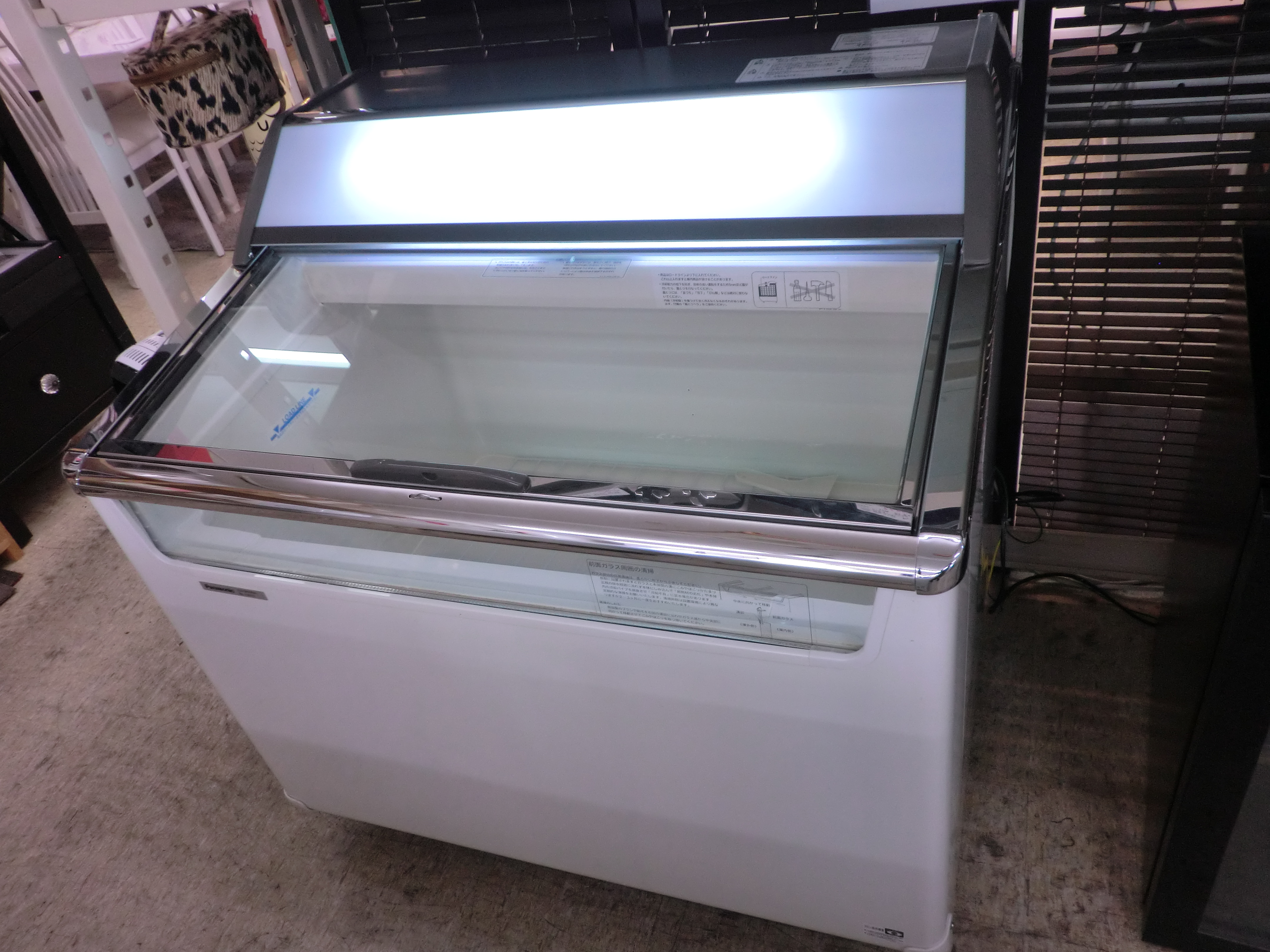 パナソニック 業務用クローズド型冷凍ショーケース SCR-090DNA
