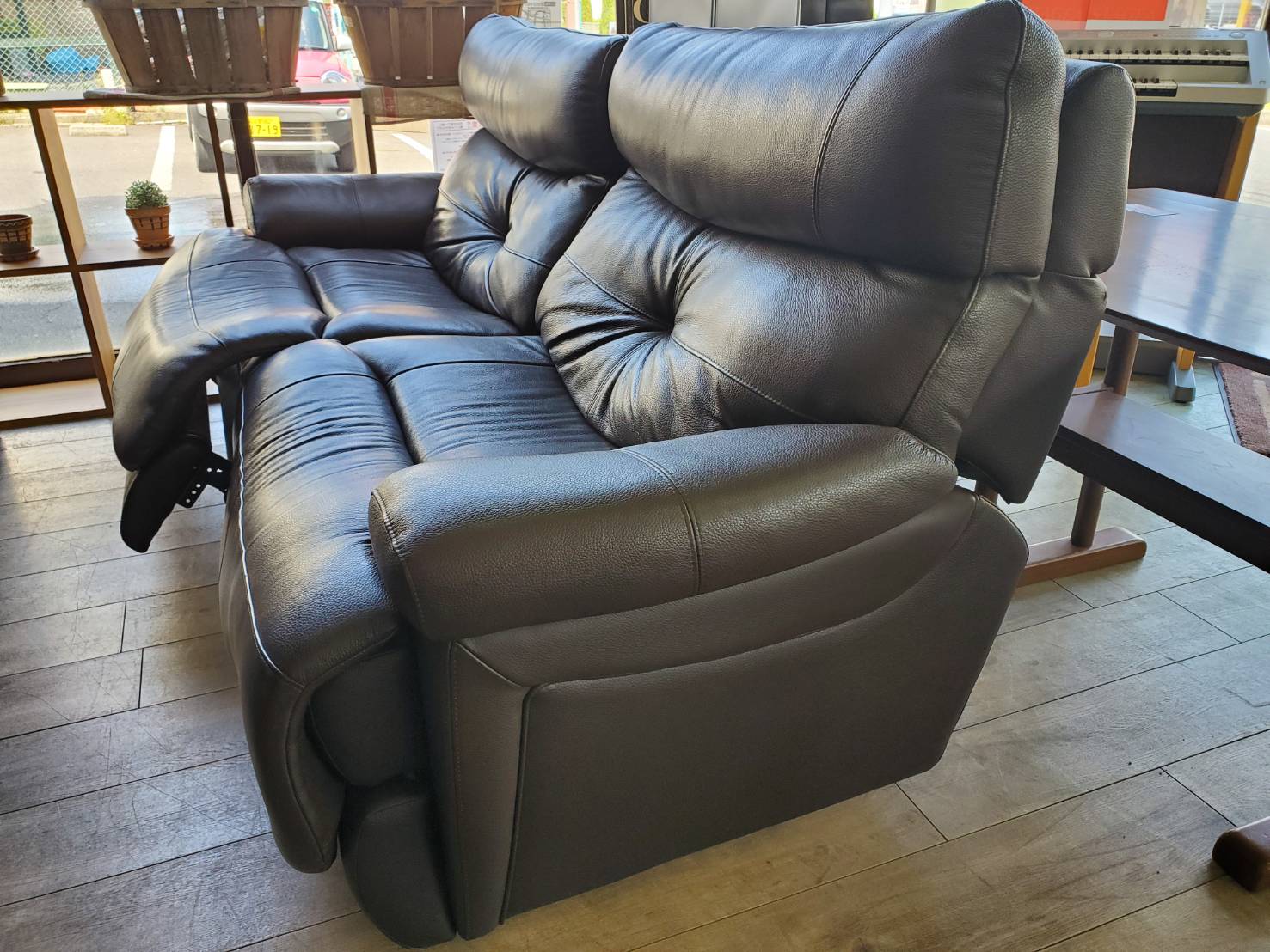 Furniture Dome ファニチャードーム 電動リクライニングソファ Erベイカー2 ハイバックソファ 買取しました 愛知と岐阜のリサイクルショップ 再良市場