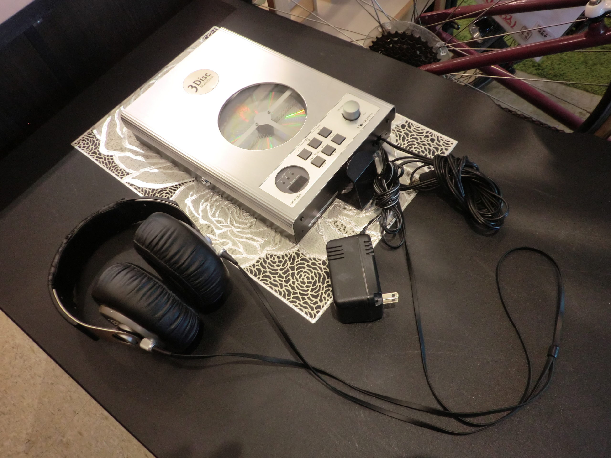 MB-K300s/MB-V300s 3連CD試聴機 買取しました！ | 愛知と岐阜の ...