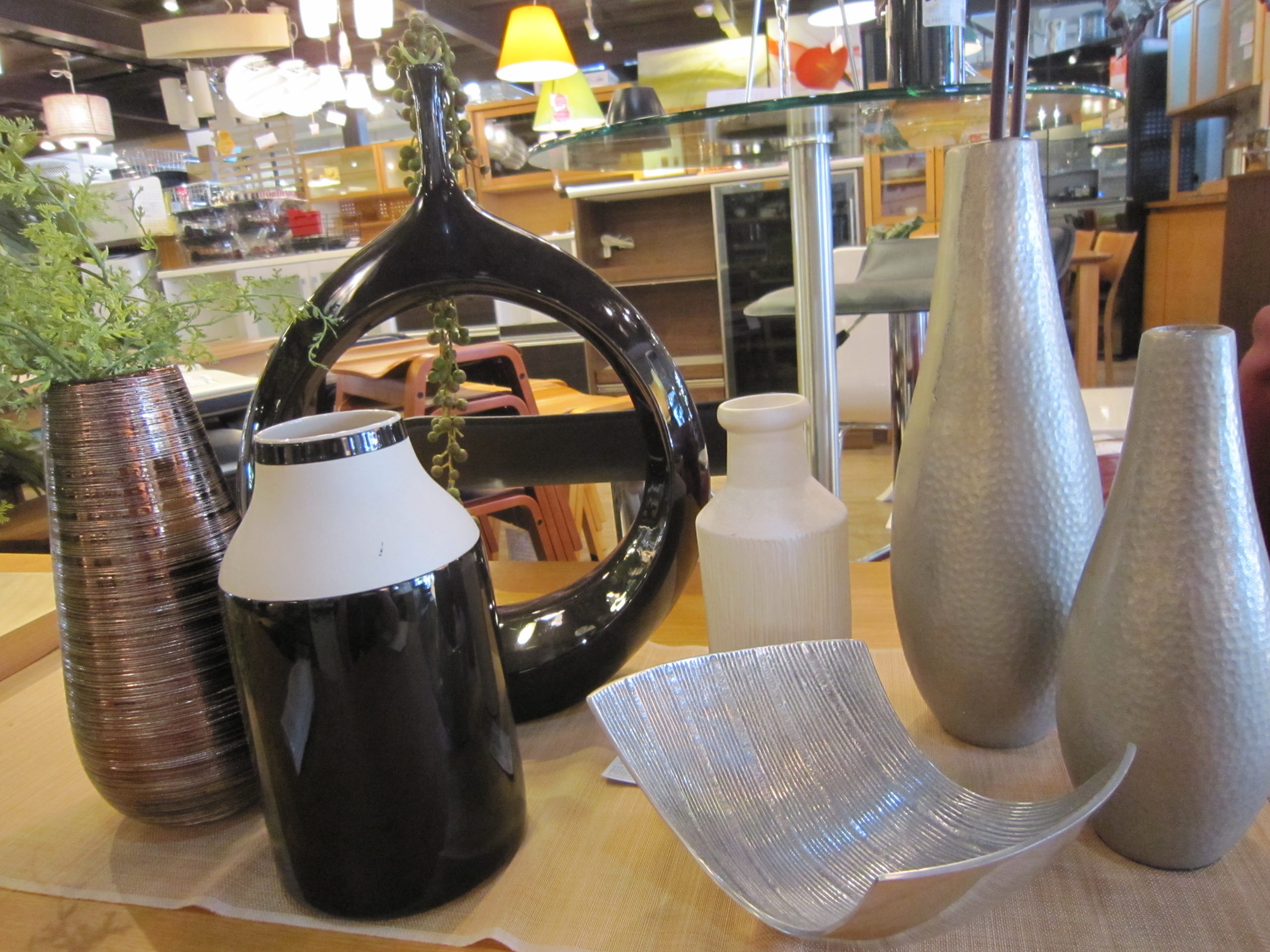 モデルルーム展示品 フラワーベース Actus Zara Home The Conranshop 多数入荷しました 愛知と岐阜のリサイクルショップ 再良市場 モデルルーム展示品 フラワーベース Actus Zara Home The Conranshop 多数入荷しました 愛知と岐阜のリサイクルショップ 再良市場