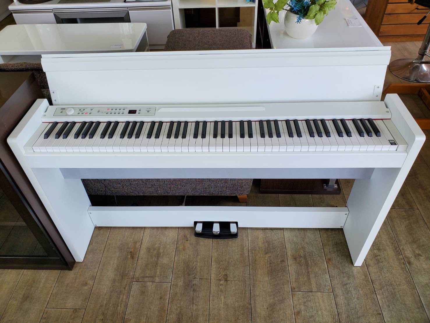 ☆KORG コルグ 電子ピアノ 2014年製 LP-380 同音連打可能 デジタル