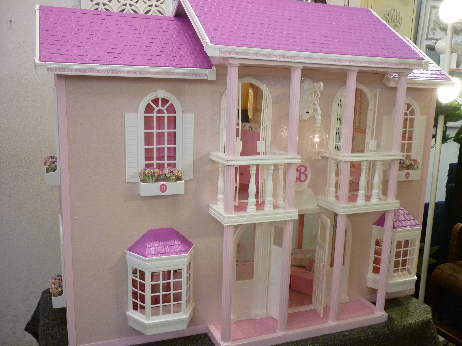 バービーハウス ドールハウス 1990年代 家具付き おもちゃ かわいいピンクのお家 買取しました 愛知と岐阜のリサイクルショップ 再良市場