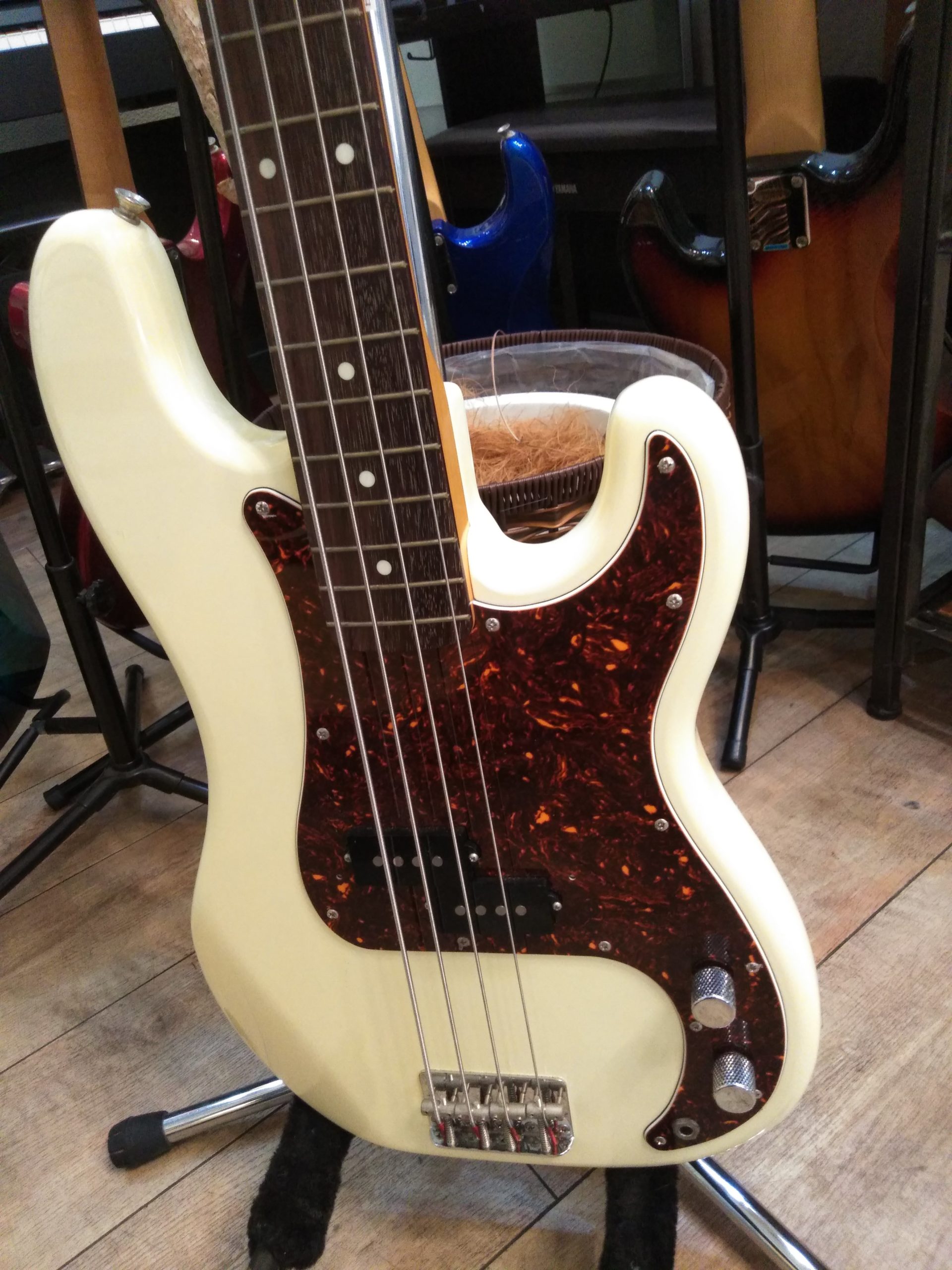 Fender Japan フェンダージャパン Precision Bass PB-62-55 1981年頃