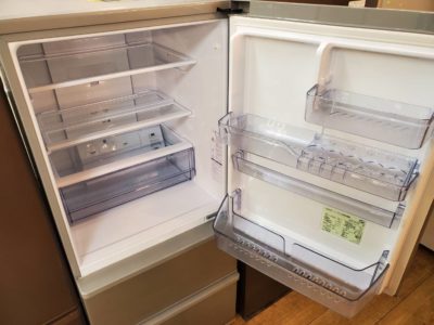 Aqua　アクア　250L　200L　3ドア　冷凍冷蔵庫　2019年式　冷蔵庫　単身用　オーブンレンジ　新しい　美品　大き目　大きめ　中型