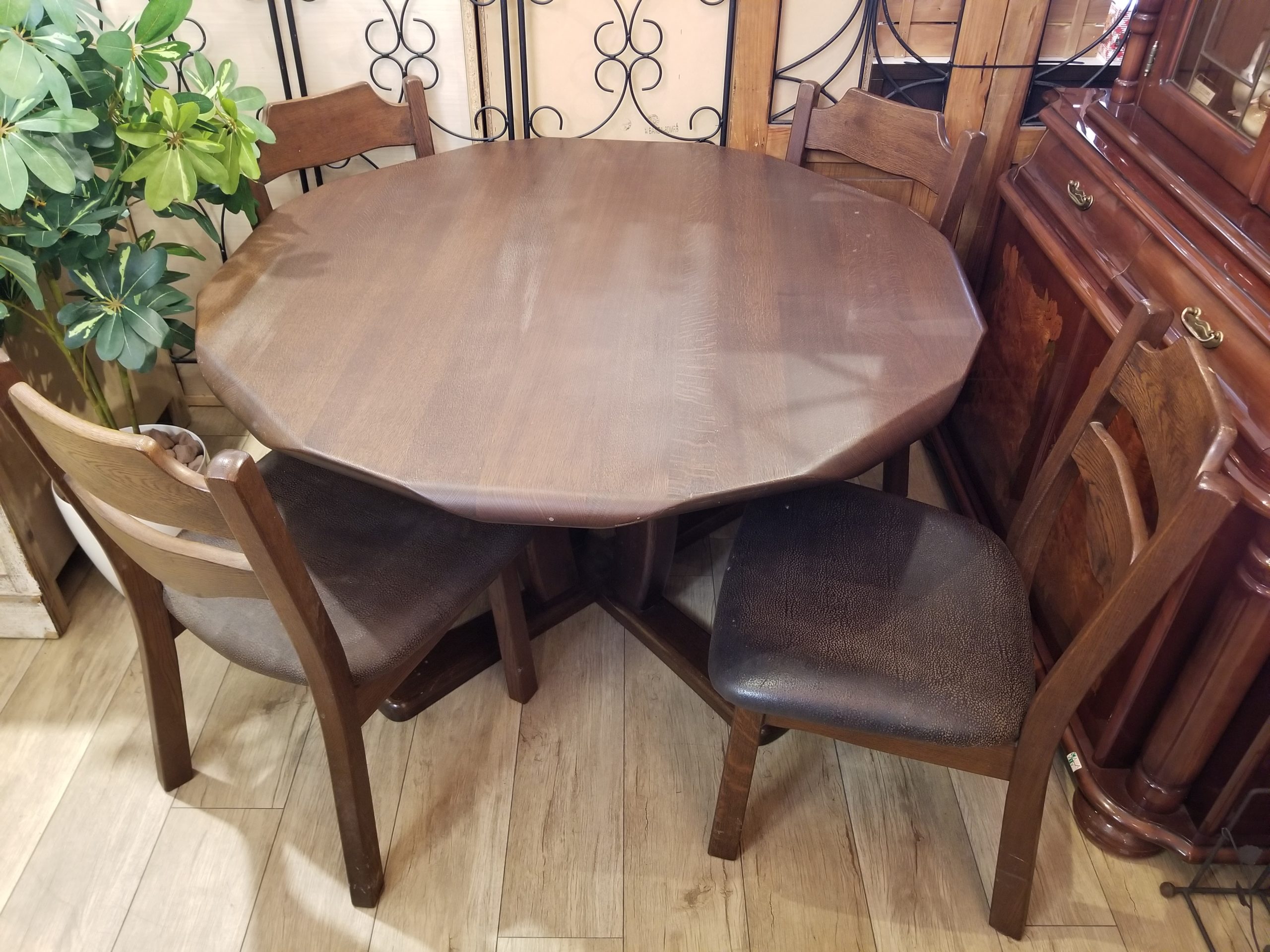 飛騨清見工房 飛騨の家具 天然木 変形ダイニング 5点セット 和 飛騨清見工房 飛騨の家具 天然木 変形ダイニング 5点セット 和
