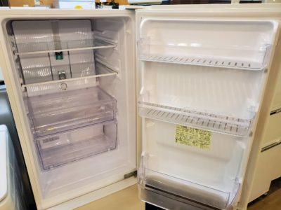 Sharp　シャープ　2ドア冷蔵庫　271L冷蔵庫　フレッシュケース　野菜ケース　218年式　ノンフロン　冷凍冷蔵庫　自炊派　シングル　2人暮らし　2～3人暮らし　作り置き　買いだめ　オススメ