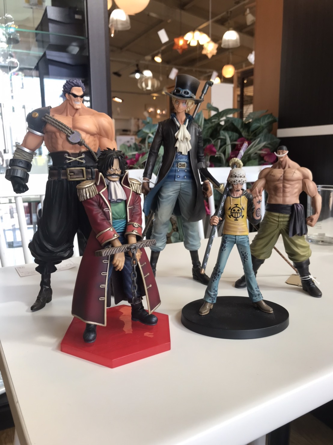 ONE PIECE ワンピース フィギュア 大量 買取しました ゼファー サボ