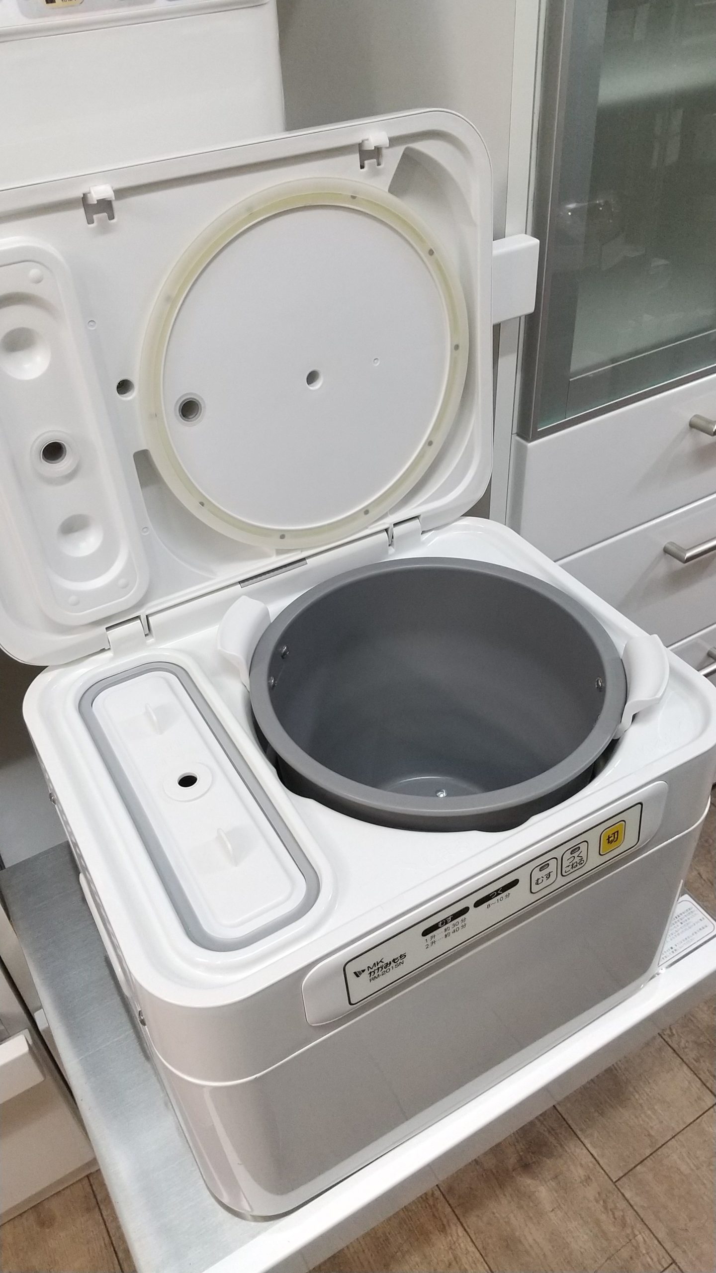 TOSHIBA 東芝 PFC-20FK もちっ子生地職人 お正月 餅つき機 エムケー精工 かがみもち RM-201SN 買取しました