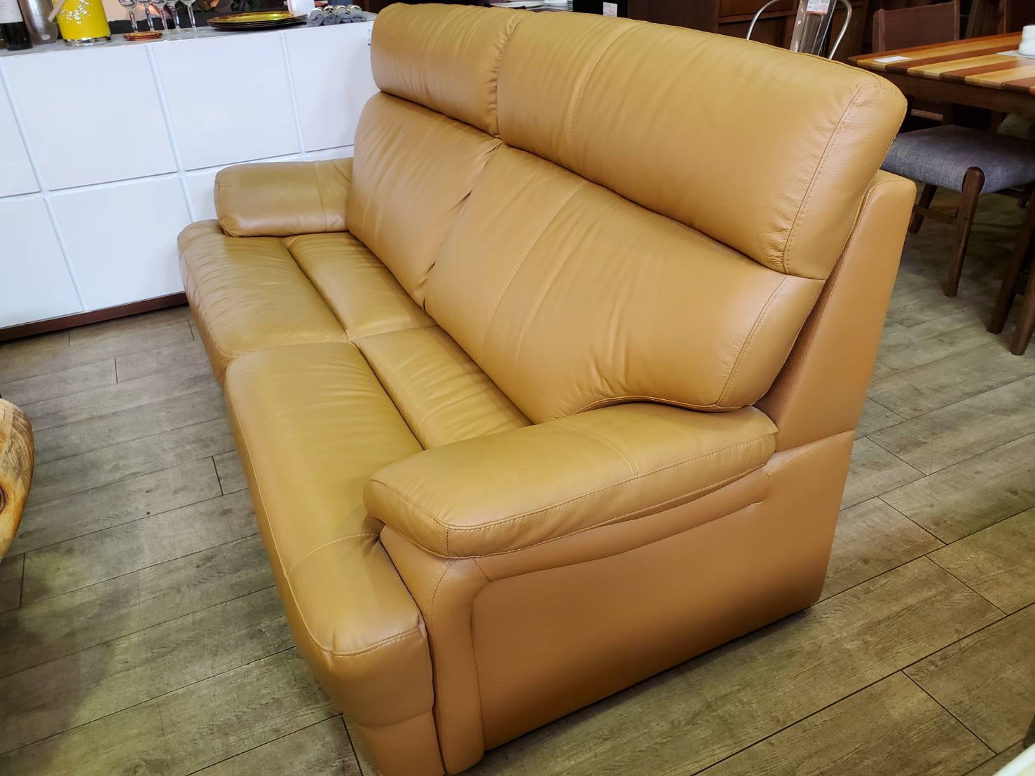 大塚家具 ソファー 3人掛け 本革 キャメル （IDC OTSUKA(大塚家具)の 
