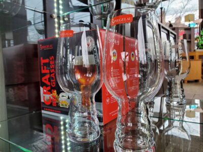 SPIEGELAU　シュピゲラウ　CRAFT BEER GLASSES　クラフトビールグラス　ペアグラス　ビールグラス　ペアセット　ドイツ　グラスブランド　IPA　インディア・ペール・エール　ドイツの名門　おしゃれ　おしゃれグラス　晩酌　おススメ　箱入り　新品　未使用