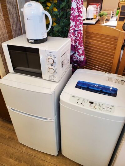 単身用　単身者向け　家電セット　冷蔵庫洗濯機セット　冷洗セット　85L　冷蔵庫　4.2㎏　洗濯機　2019年製　高年式　モデルルーム展示品　電子レンジ　単機能　電気ポット　ケトル　温めるだけ　レンジ　冷凍冷蔵庫　全自動洗濯機　キレイ　美品　超美品　リサイクルショップ　リサイクル　再良市場　天白区　名東区　買取　出張買取　販売　高価買取　お値打ち　早い者勝ち　売り切れ御免　おススメ　一人暮らし　学生　単身赴任　ワンルーム　コンパクト　直冷式