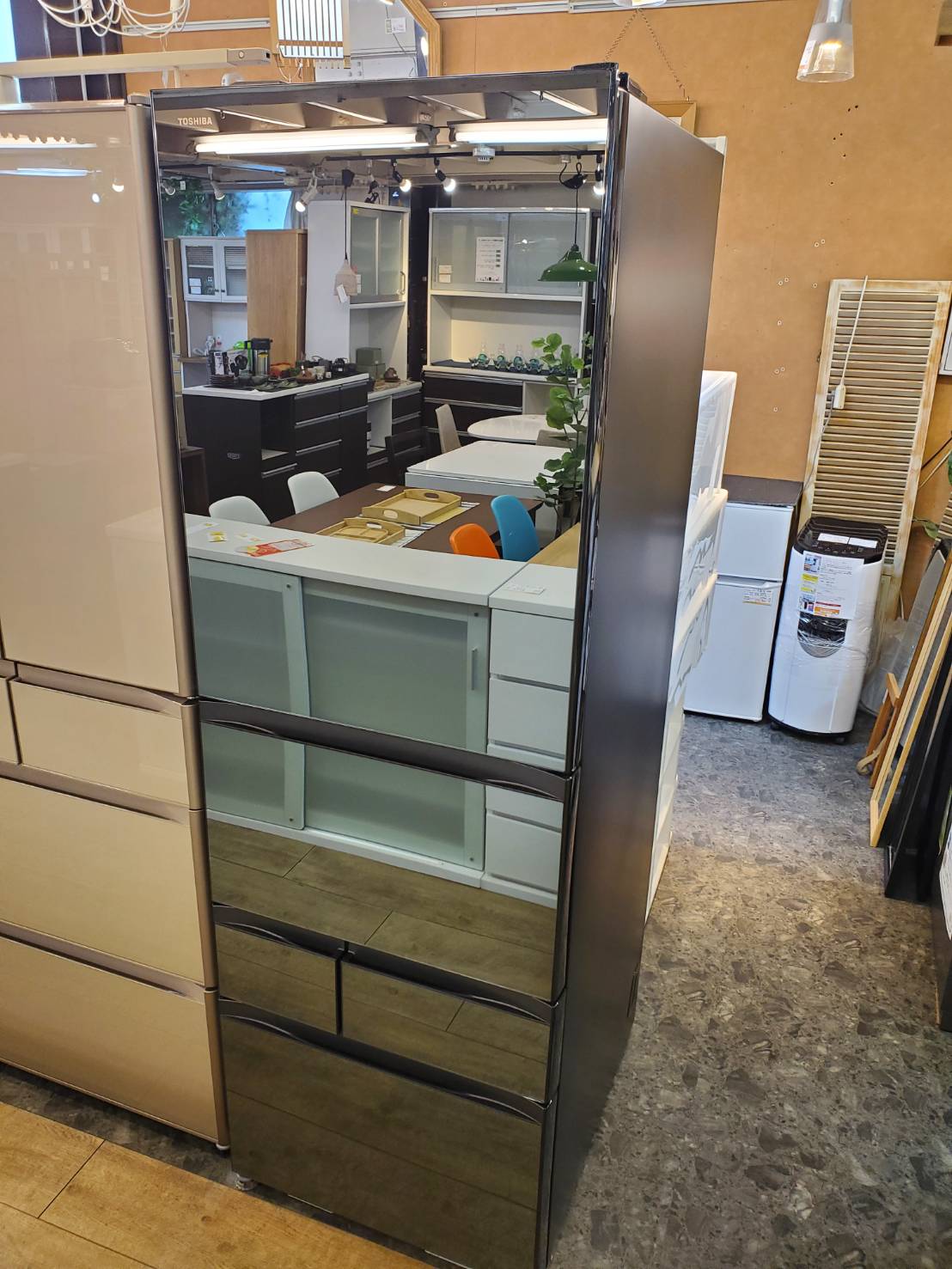 ☆TOSHIBA 東芝 501L 5ドア冷蔵庫 VEGETA ベジータ 2019年製 大容量  