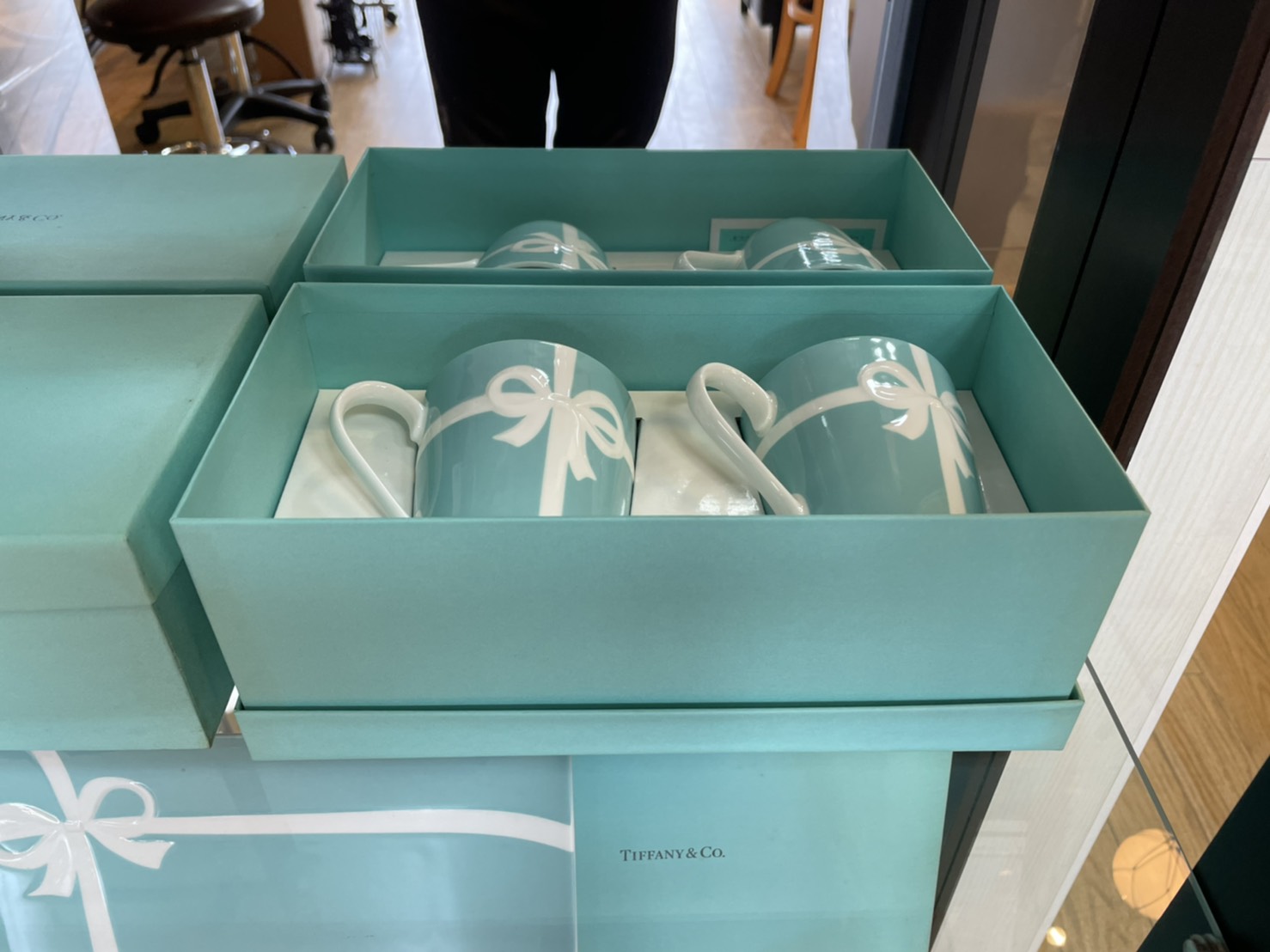 TIFFANY ティファニー Blue Box ブルーボックス マグカップ セット ボーンチャイナ プレート 買取しました | 愛知と岐阜の