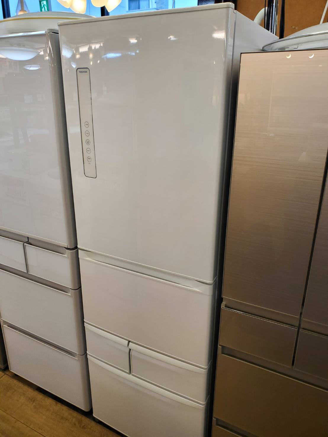 ☆TOSHIBA 東芝 411L 5ドア冷蔵庫 VEGETA ベジータ 2020年製 高年式