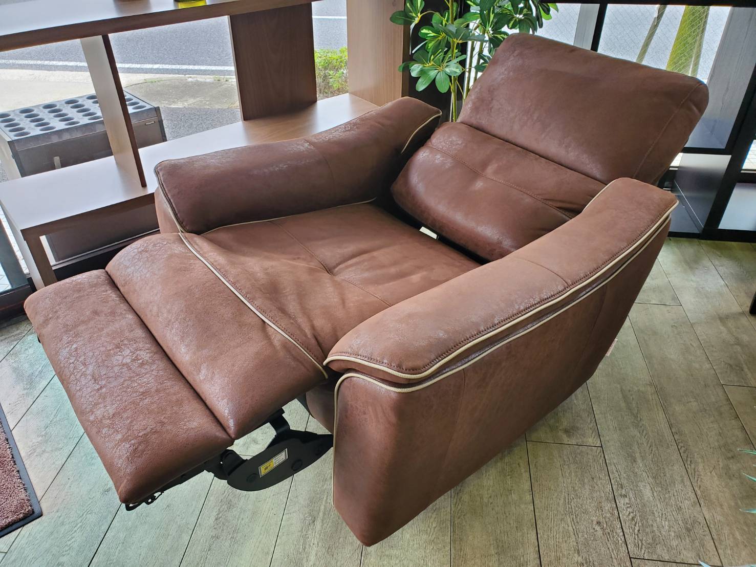 美品】関家具 電動ソファ バッジオ レザーテックス リラックスフォーム 