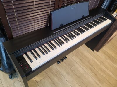 CASIO / カシオ　Privia / プリヴィア　デジタルピアノ　電子ピアノ　2020年製　PX-770