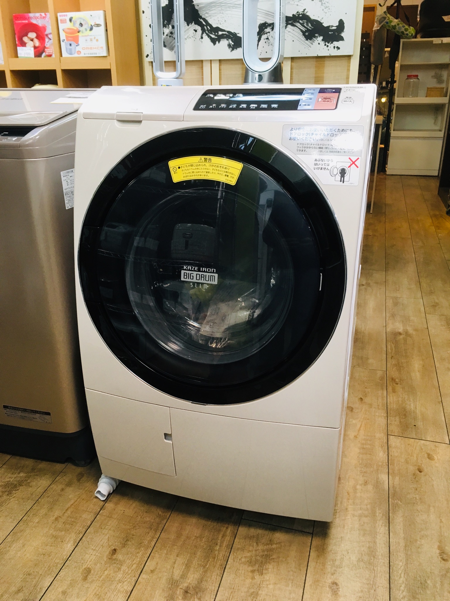 ＨITACHI＊11K/6Kドラム式洗濯機（BD-SV110AL,2017年製）買取しました