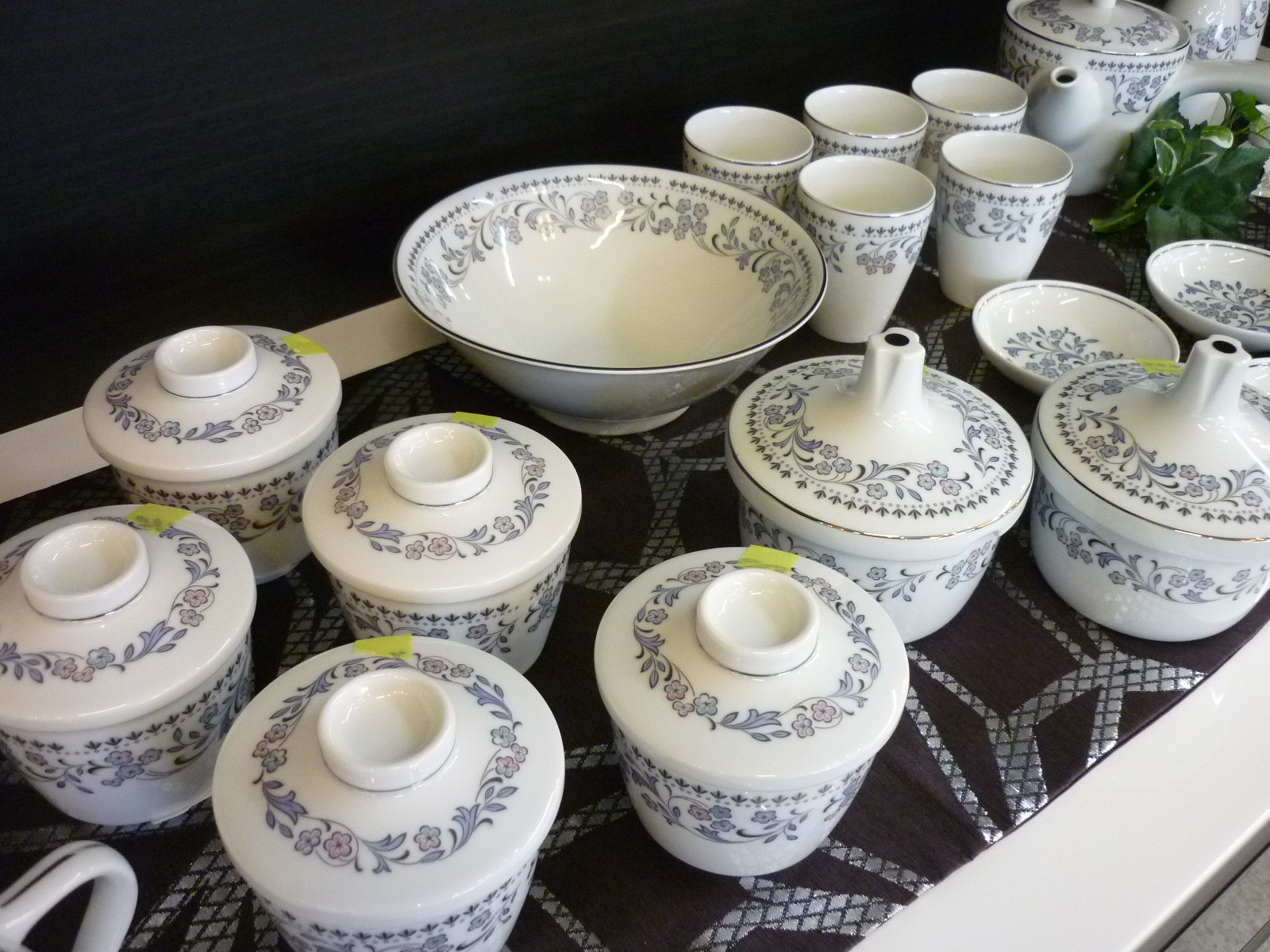 Noritake 日本陶器会社 Blue Waltzシリーズ 洋食器・和食器 日本製 買取しました！ | 愛知と岐阜のリサイクルショップ 再良市場