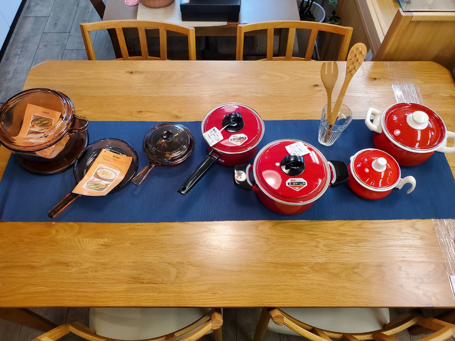 新品未使用 Kitchen Wear キッチンウェア キッチン雑貨 お鍋 レトロ おしゃれ 調理器具 ホーロー鍋 買取しました 愛知と岐阜のリサイクルショップ 再良市場 新品未使用 Kitchen Wear キッチンウェア キッチン雑貨 お鍋 レトロ おしゃれ 調理器具 ホーロー鍋 買取しました 愛知と岐阜のリサイクルショップ 再良市場
