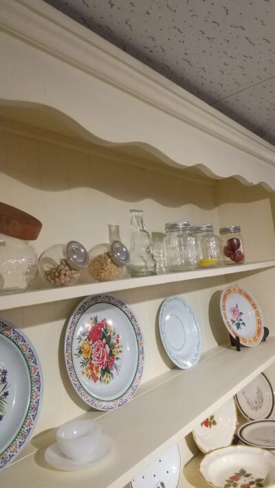 Cupboard antique 2