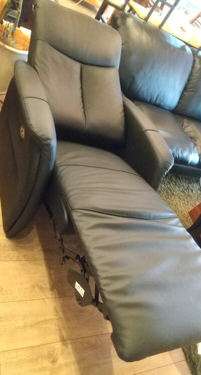 NITORI Electric reclining chair