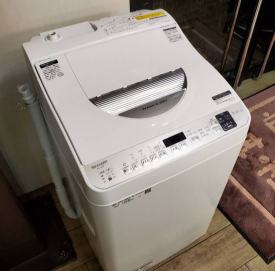 ☆SHARP シャープ 5.5/3.5㎏洗濯乾燥機 2021年製 高年式 穴なし槽 タテ 