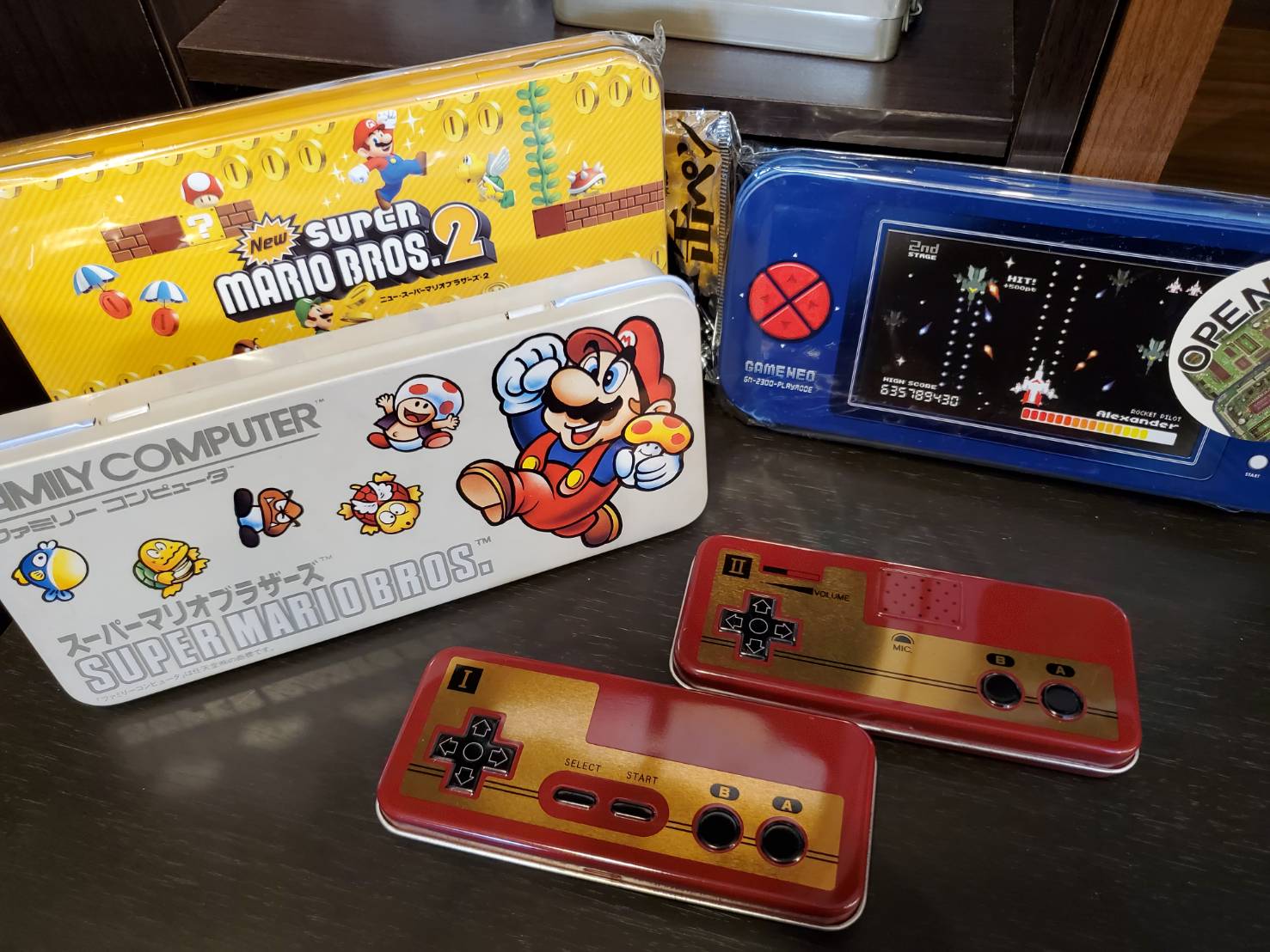 レトロ雑貨 ルービックキューブ 缶ペン ファミコン スーパーマリオブラザーズ 筆箱 買取しました 愛知と岐阜のリサイクルショップ 再良市場