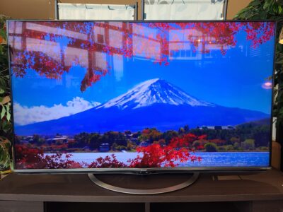 SHARP / シャープ　AQUOS / アクオス　4K対応 60V型 液晶テレビ　無線LAN内蔵　LC-60US5　2018年製