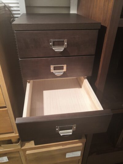 model room chest w30 brown 1