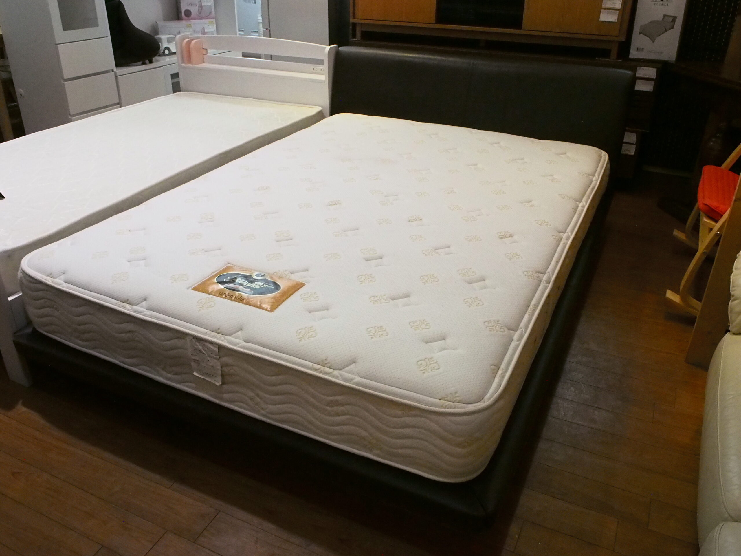 ダブルベッド　中古 グランツ ダブルベッドマットレス付 (N) 平和のベッド《ダブルベッド
