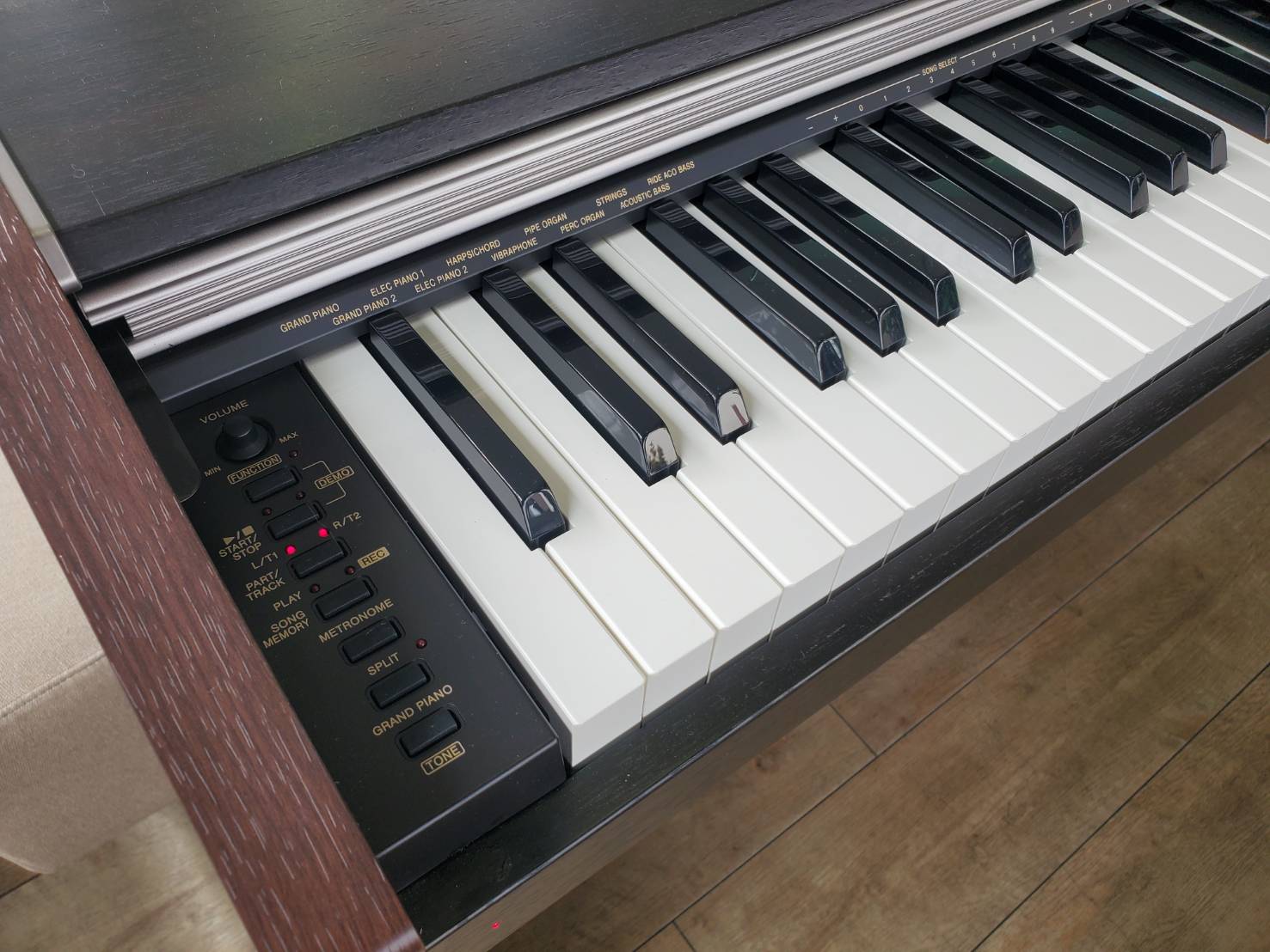 ☆CASIO カシオ 電子ピアノ Privia プリヴィア PX-700 スタンド一体型 