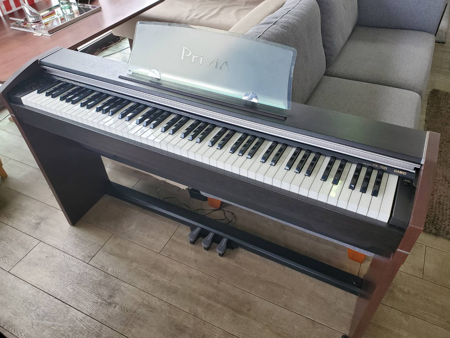 ☆CASIO カシオ 電子ピアノ Privia プリヴィア PX-700 スタンド一体型
