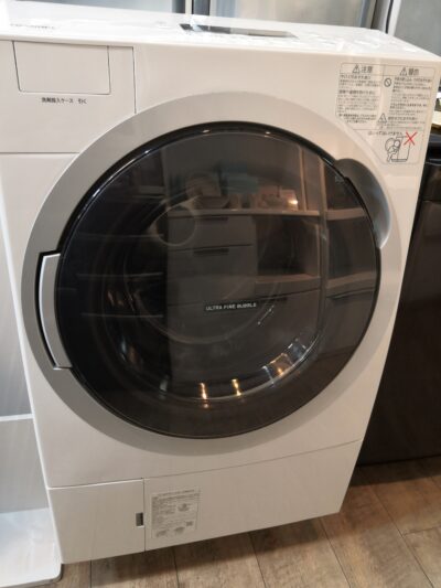 TOSHIBA 2017 Drum type washer / dryer