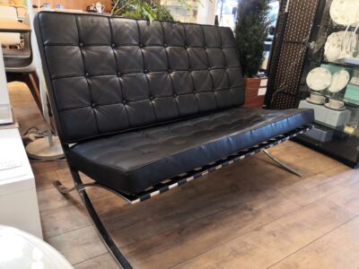 Barcelona sofa w1300 black 1
