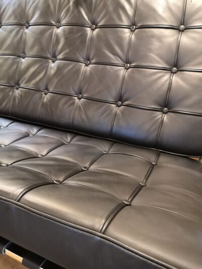 Barcelona sofa w1300 black 2