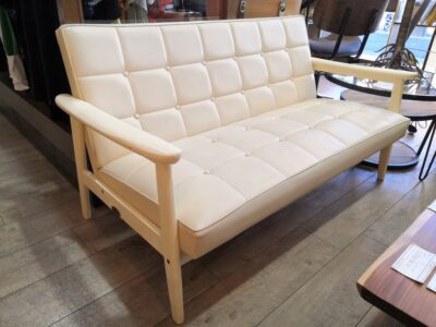 karimoku sofa two-seater 1