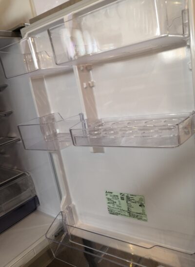 MITSUBISHI 455L Freezer refrigerator 3