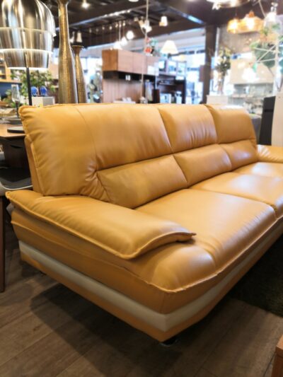 Couch sofa w1430 1