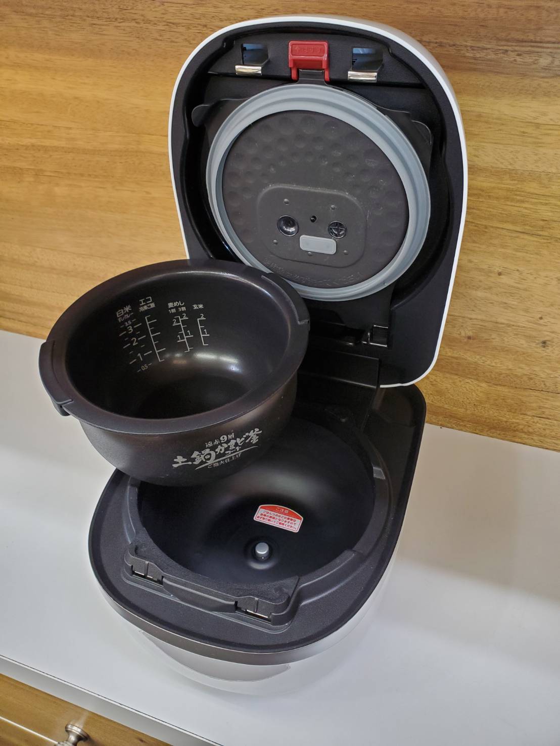 ☆TIGER タイガー 3.5合炊き 圧力IH炊飯器 2020年製 ご泡火炊き 